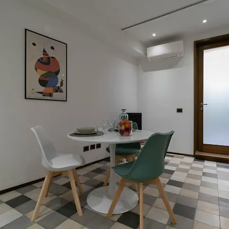 Mamma Ciccia - Fishermen's Alley Mandello del Lario